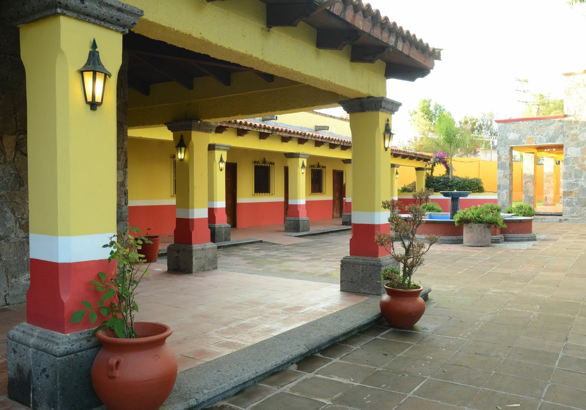 Hotel Mision San Gil à San Juan del Río Extérieur photo