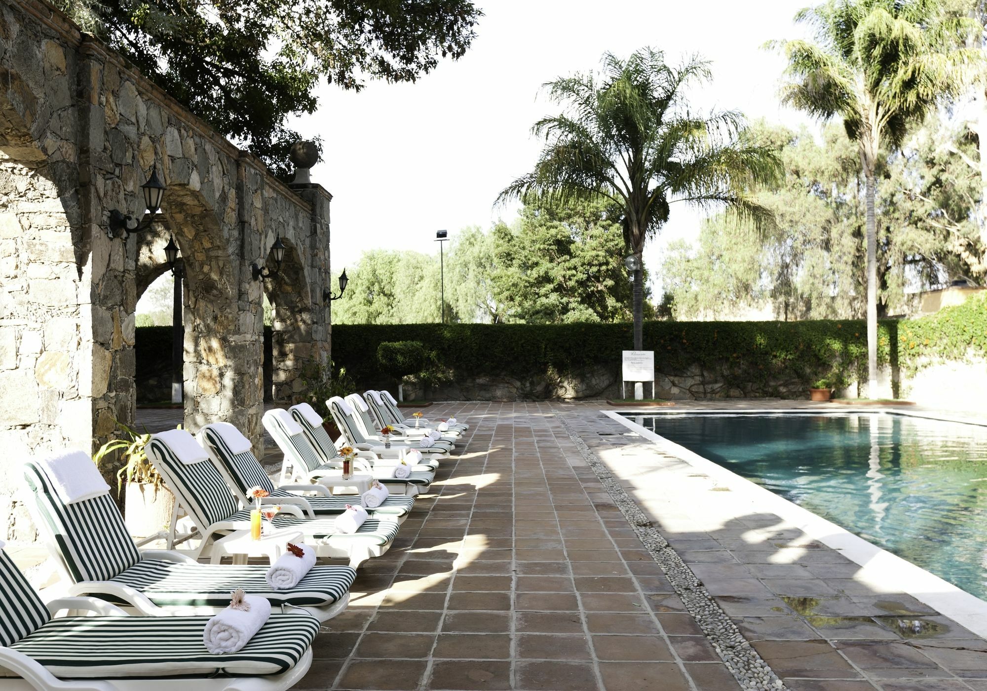 Hotel Mision San Gil à San Juan del Río Extérieur photo